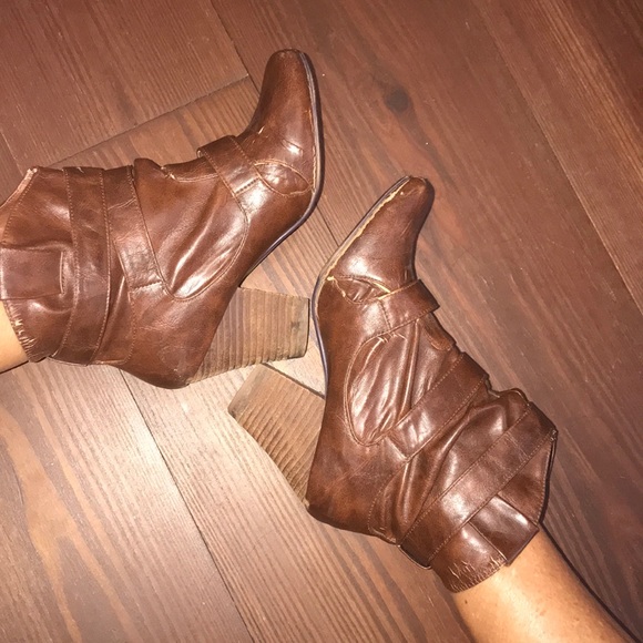 Adorable pair of pre owned boots - Picture 8 of 8